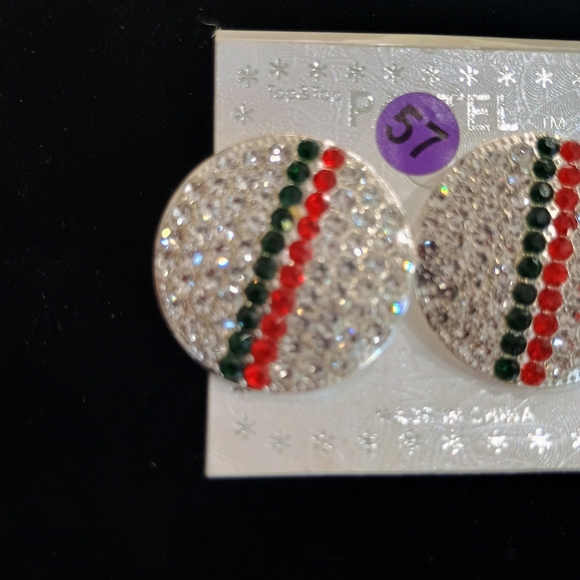 Elegant Crystal Stud Earrings - Picture 2 of 2